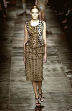 Load image into Gallery viewer, Yves Saint Laurent S 2002 skirt