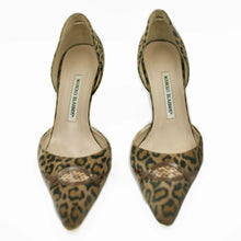 Load image into Gallery viewer, Manolo Blahnik leopard heels

